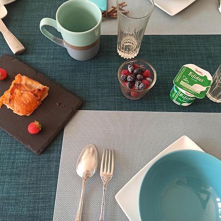 La Douceur Saumuroise Avec Petit Dejeuner Exterior photo